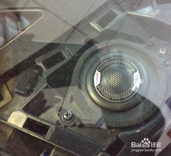 来给自己的车上更换一下新的音响试试效果