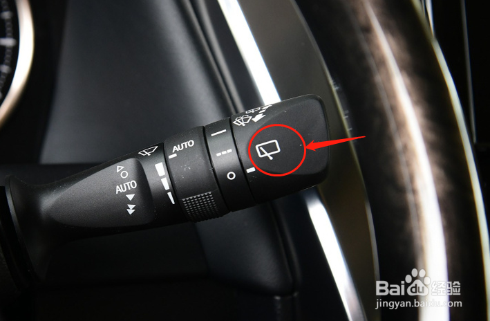 丰田埃尔法车辆雨刮的功能怎么使用