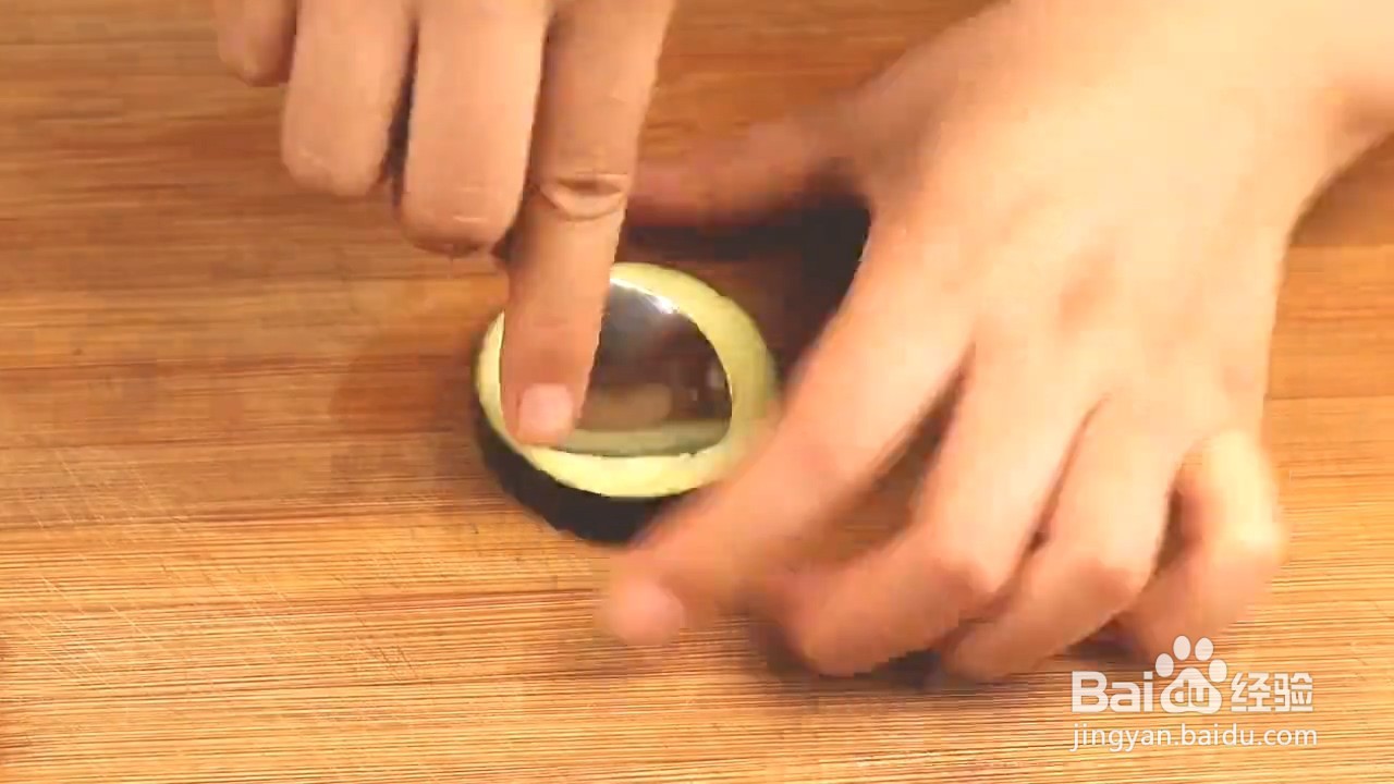 如何制作茄子鸡蛋饼？