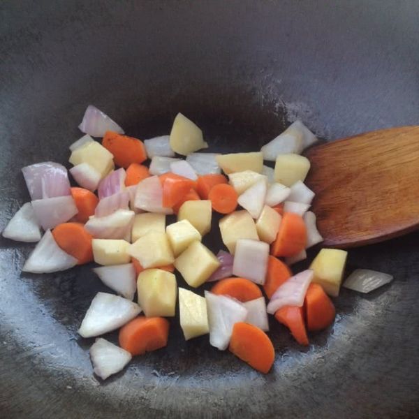 法式红酒炖牛肉