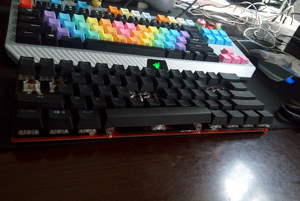 机械键盘怎么换轴