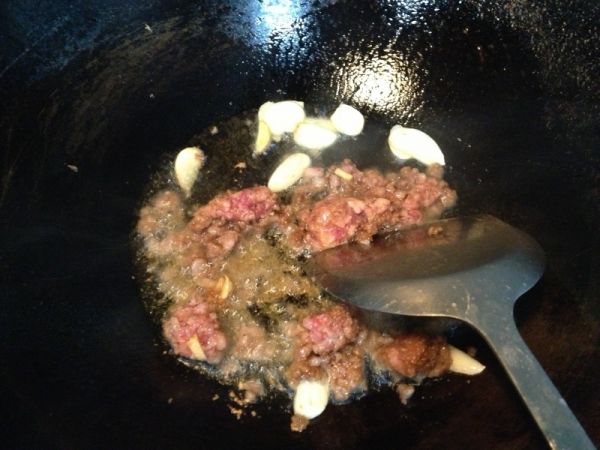 杏鲍菇杂蔬炸酱面