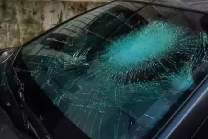 汽车玻璃破碎，汽车会发警报吗