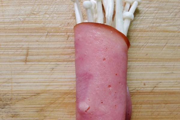 正宗培根金针菇卷怎样做