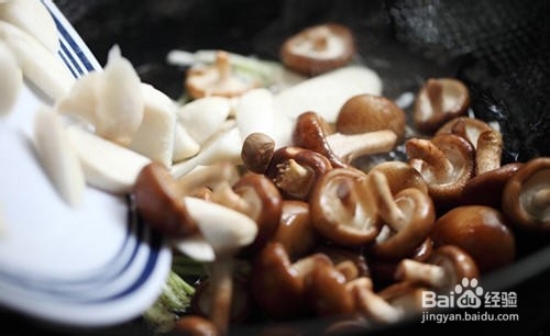 小香菇炒鲜肉