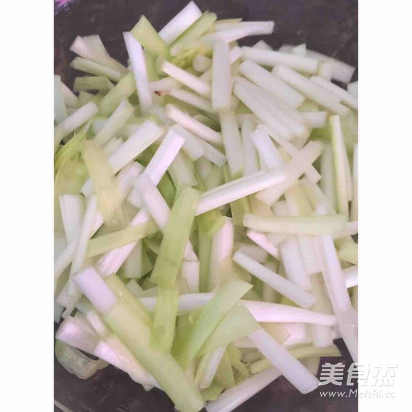 韭黄炒鸡蛋的做法