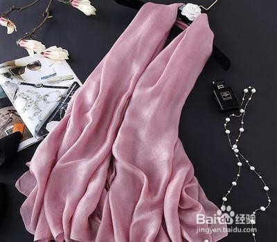 三八妇女节男性可以送什么礼物？