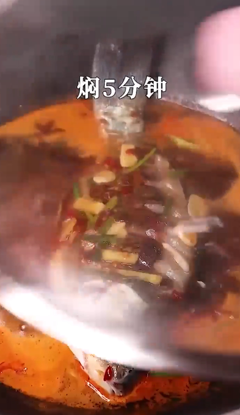 红烧鲫鱼怎么做？