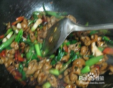 辣椒炒肥肠 做法以及注意事项