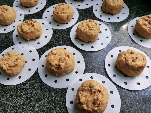 红枣核桃红糖馒头