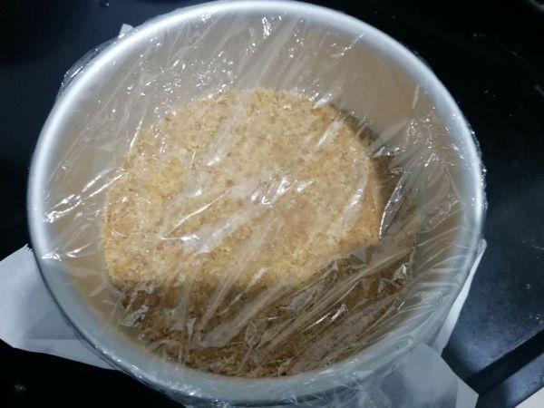 草莓奶酪慕斯蛋糕