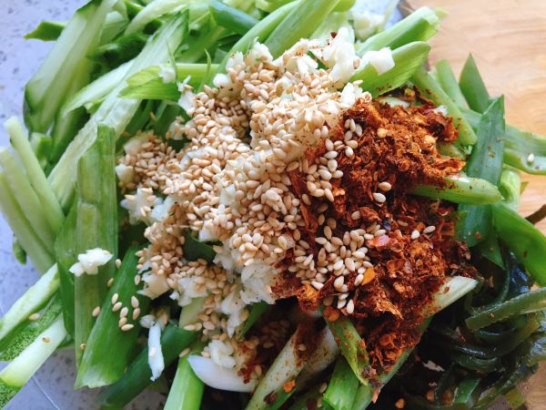 凉拌黄瓜海带丝