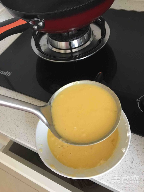 鸡蛋饼的家常做法