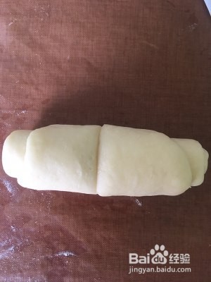 皇冠花环软面包的做法