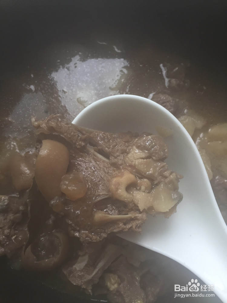 羊蝎子炖萝卜的做法