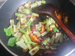 养生食补最简单的香菇油菜的做法