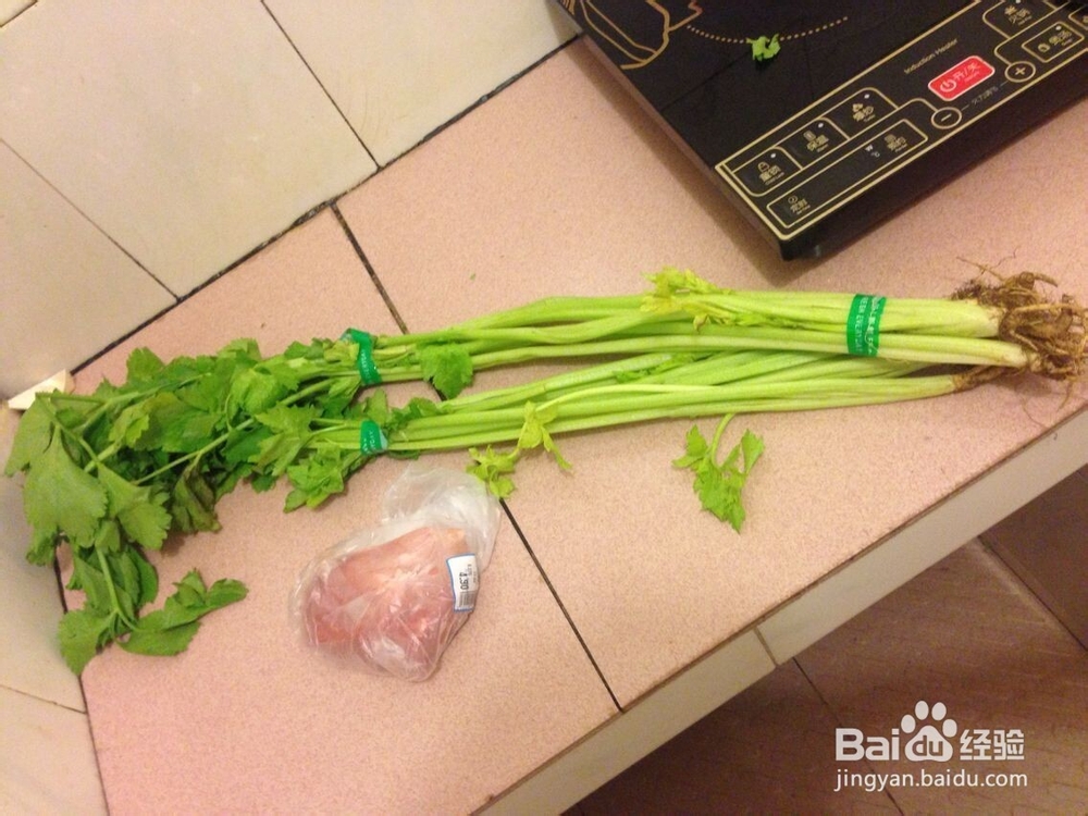 降压通便小炒：芹菜炒肉
