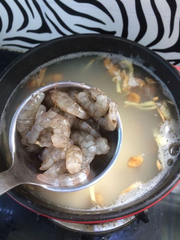 文蛤虾仁海鲜粥