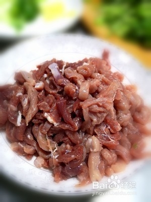 东北香辣肉丝的做法