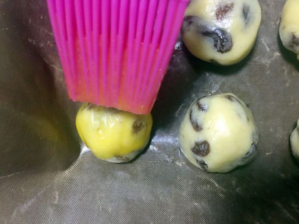 朗姆葡萄干奶酥球