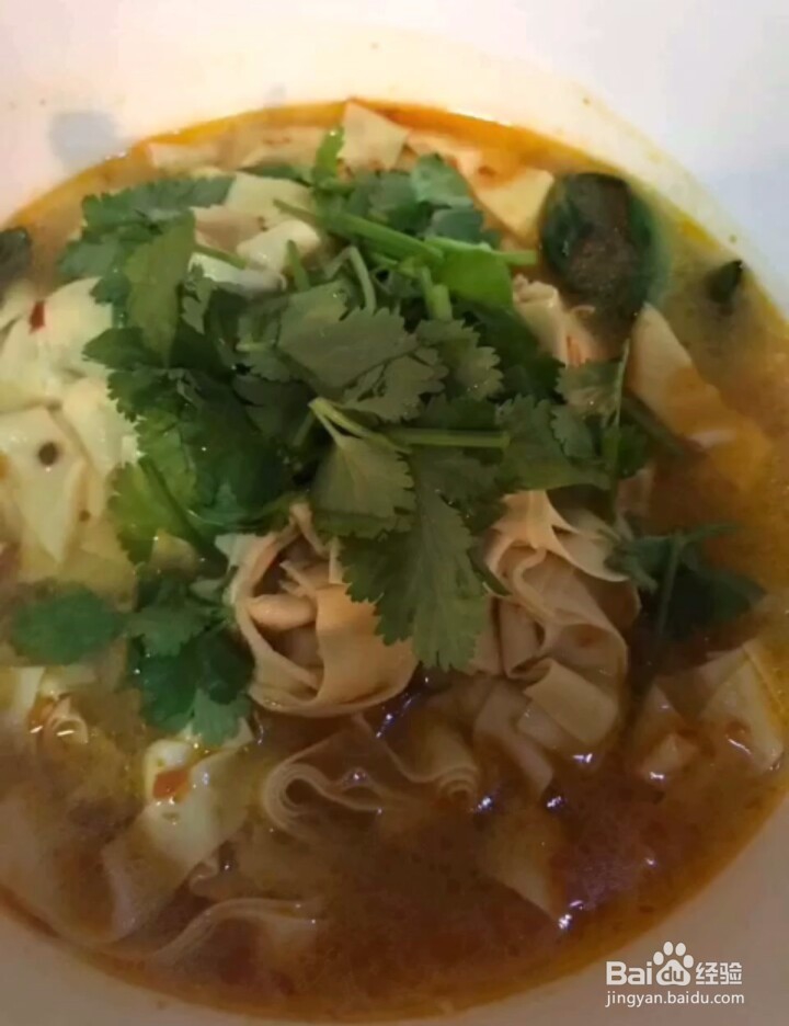 如何制作麻辣水煮干豆腐？