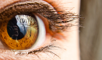 警惕眼睛暴露的这些病