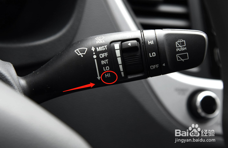 如何使用现代悦纳RV汽车雨刮器