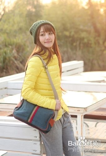 短款羽绒搭配hold住温度和风度