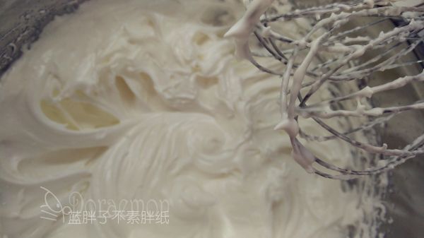 青柠海绵纸杯蛋糕