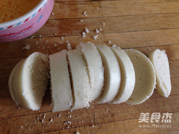 蛋煎馒头片的做法