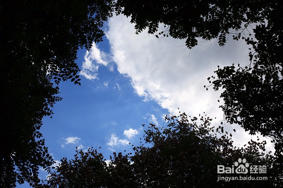 如何用定焦拍蓝天和白云