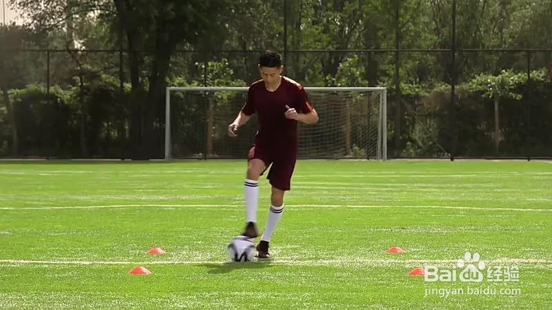脚底横向拉球_足球 · 控球技术提升