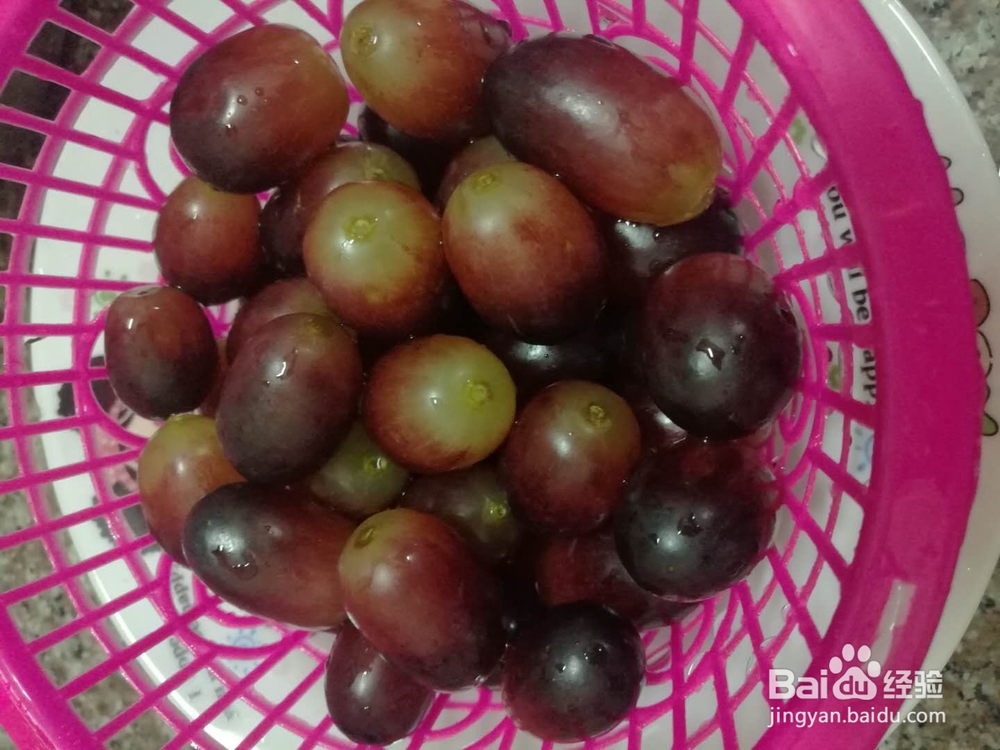 如何把带皮类吃的水果洗干净