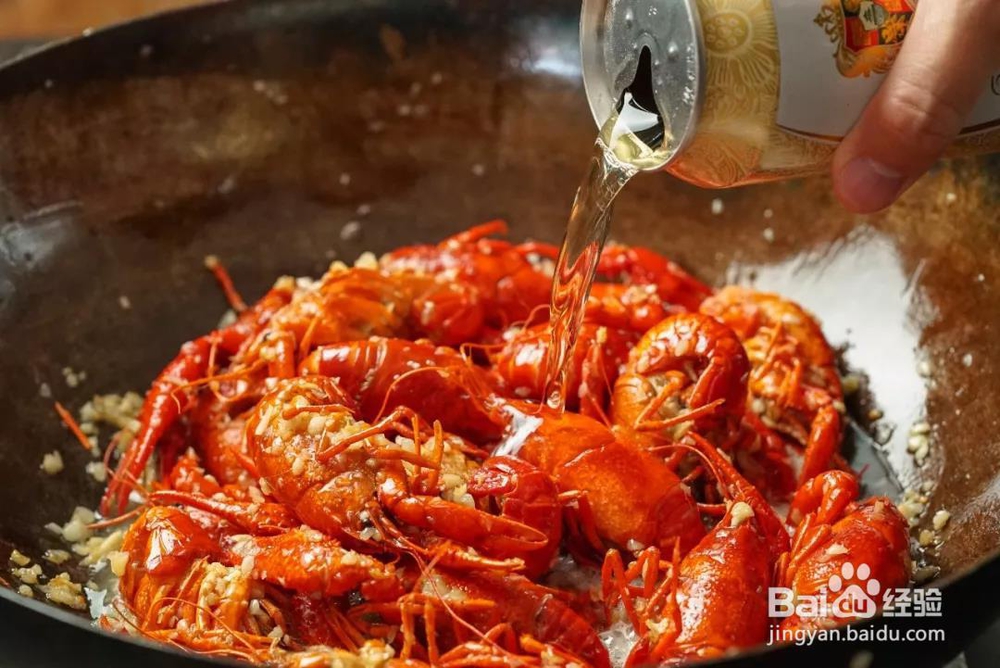 姐姐为我做的黄油蒜蓉小龙虾