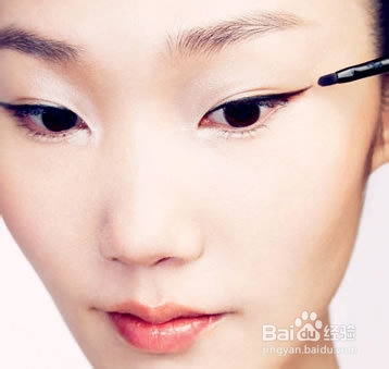 眼线画法5要点