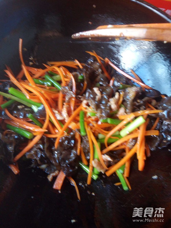 鱼香肉丝的做法