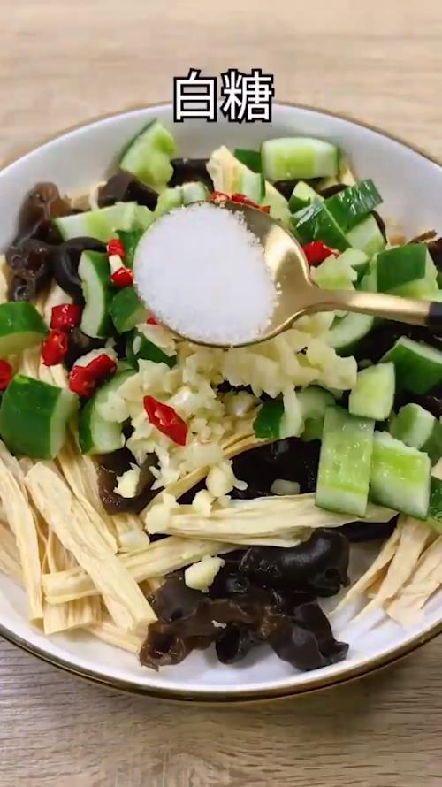 如何制作好吃的凉拌腐竹