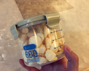 蛋黄溶豆的做法