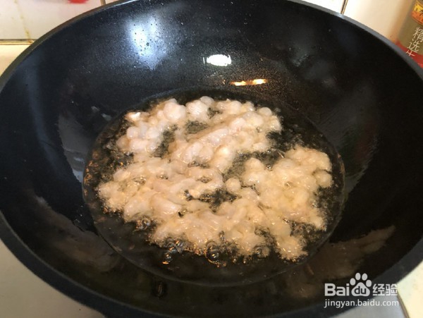 如何做出好吃美味鲜美的鸡头米炒河虾