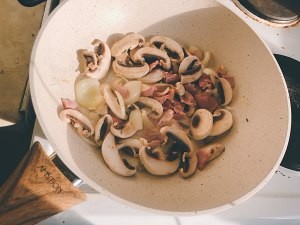 减脂版奶油培根蘑菇意面 厨房小白一人食午餐
