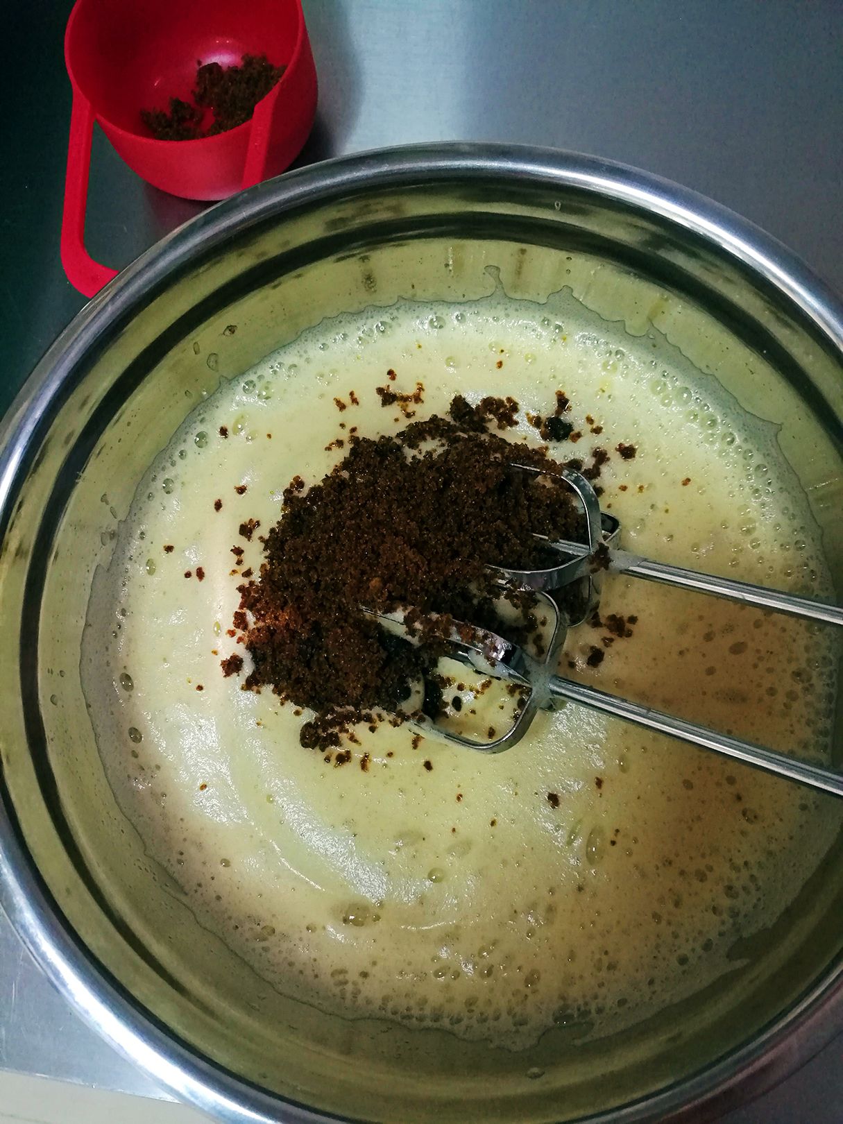 让我们一起学习核桃蔓越莓红枣糕（分蛋法）的做法吧