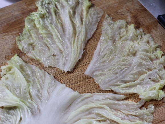 蒸白菜包的做法，妈妈们快收快收！