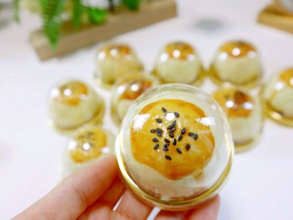 奶香麻薯蛋黄酥