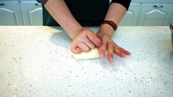 椰子油怎么用——烘焙椰香辫子面包