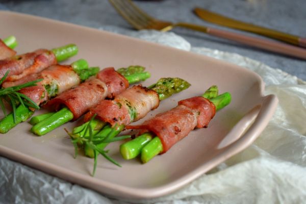 香煎培根芦笋卷