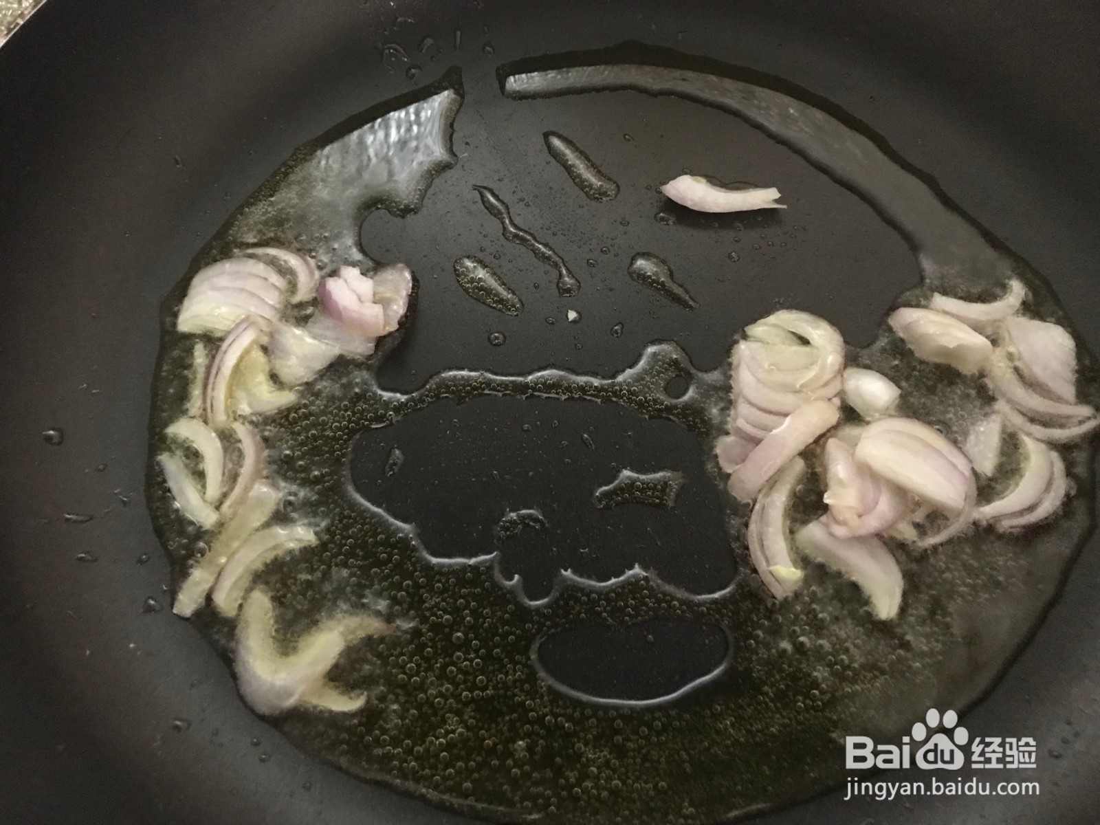 时蔬午餐肉炒面的做法