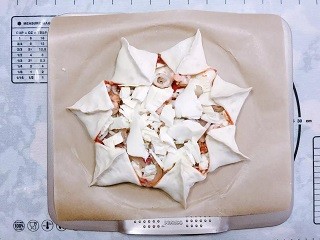 海鲜七角披萨怎么做？