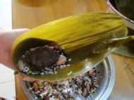 手把手教主妇们做各类粽子：[17]豆沙龙舟粽