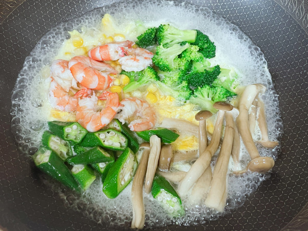 水煮鲜虾超级碗