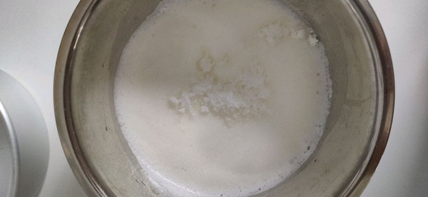 生日蛋糕配6寸戚风蛋糕配方